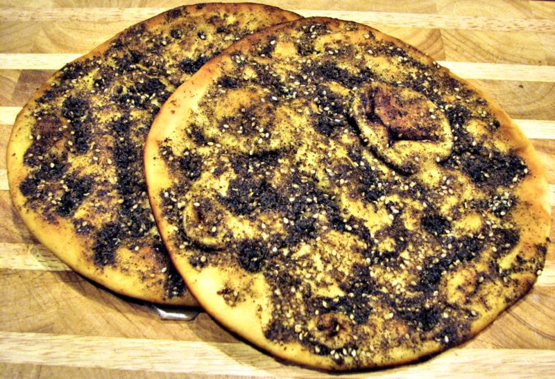 Israeli_zaatar_manakeesh